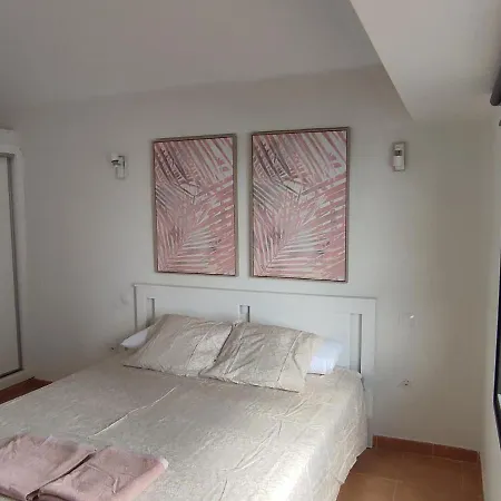 City&sea Apartment *